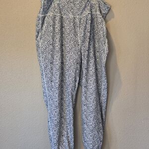 Women's Black and White Patterned Joggers